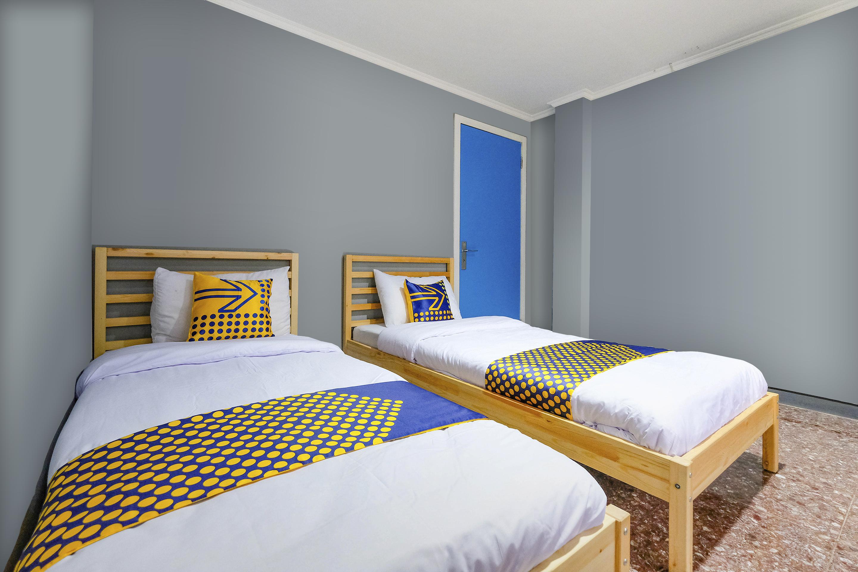 สปอต ออน 2281 โอมาโจ Hotel เซอมารัง ภายนอก รูปภาพ