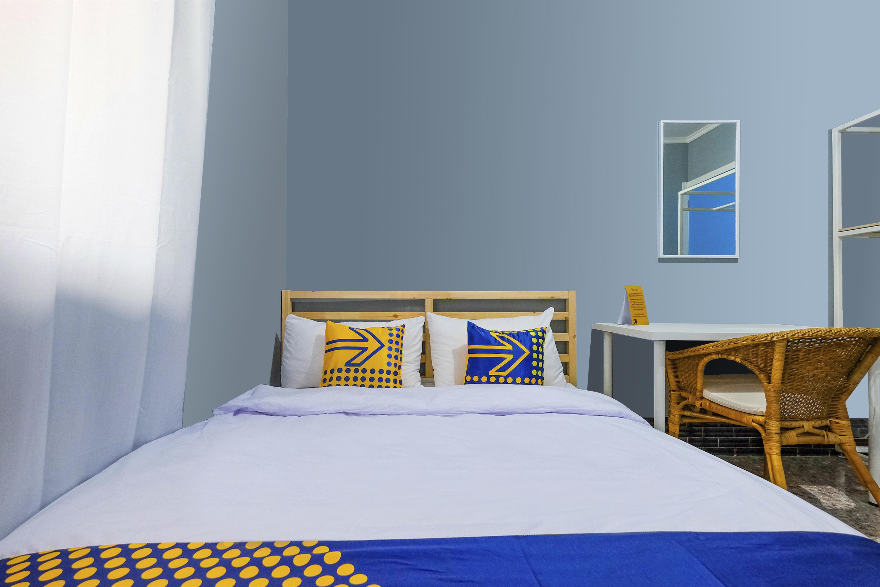 สปอต ออน 2281 โอมาโจ Hotel เซอมารัง ภายนอก รูปภาพ