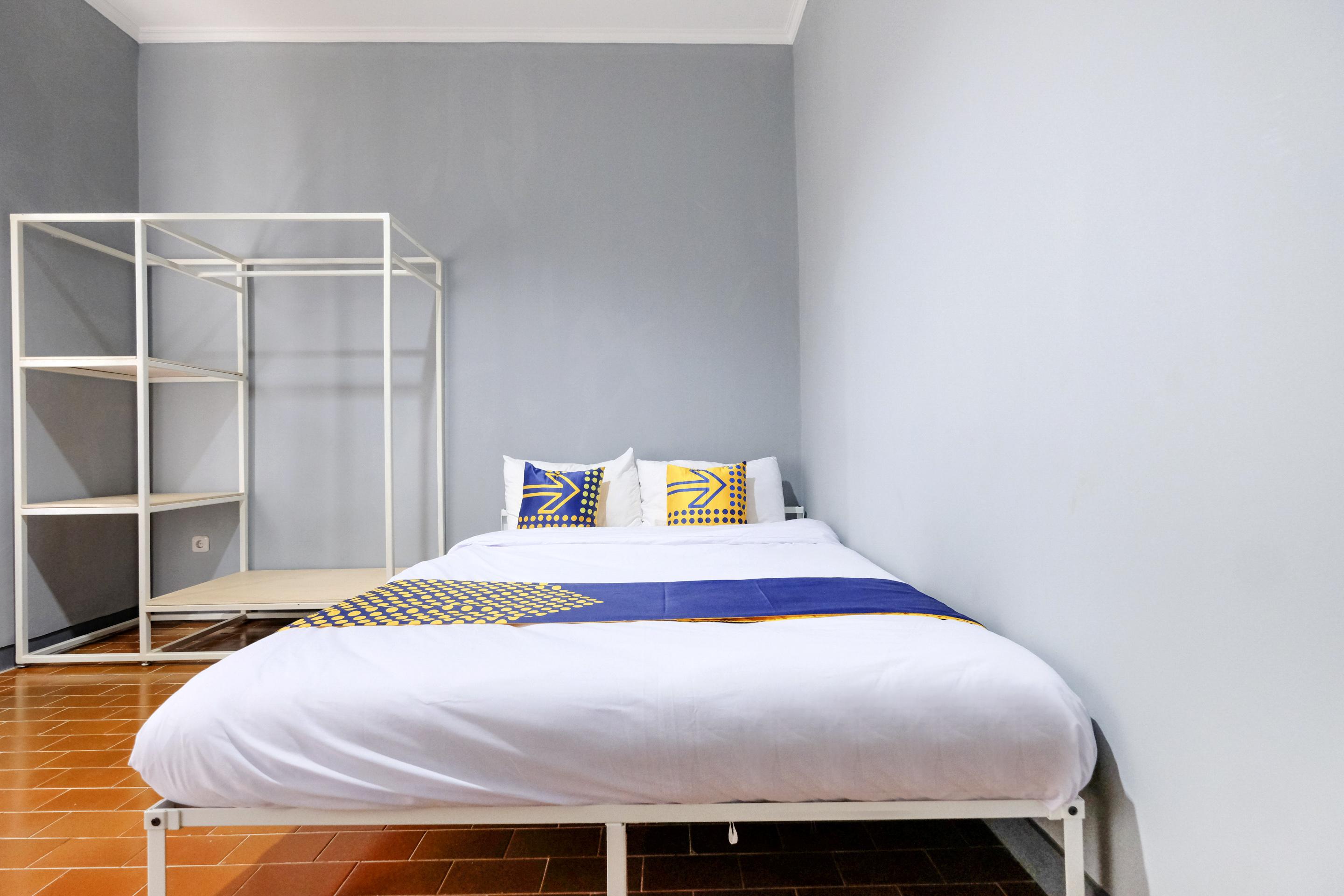 สปอต ออน 2281 โอมาโจ Hotel เซอมารัง ภายนอก รูปภาพ
